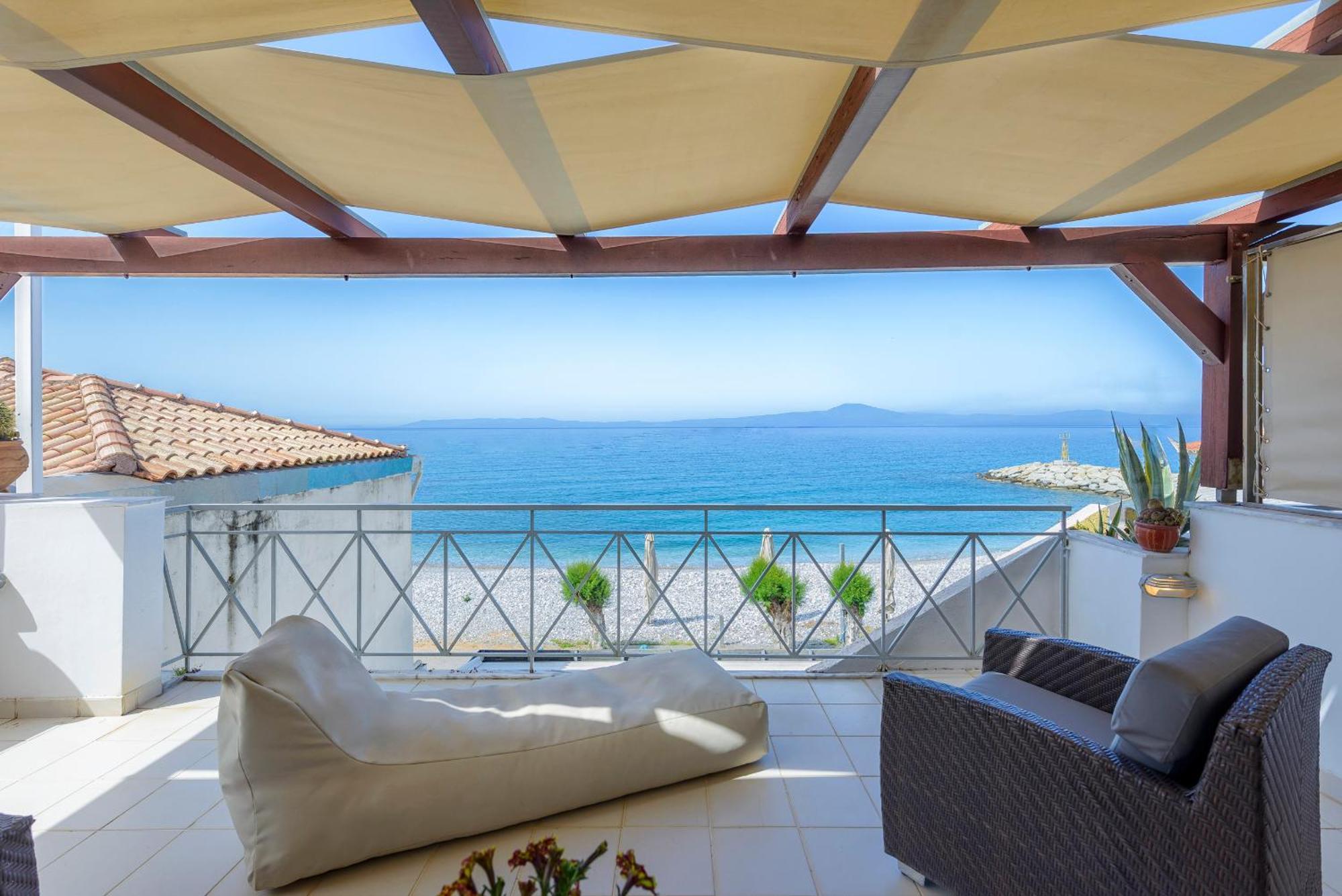 Agali 2 Superior Mezonet Front Of The Sea Appartement Akrogiali Buitenkant foto